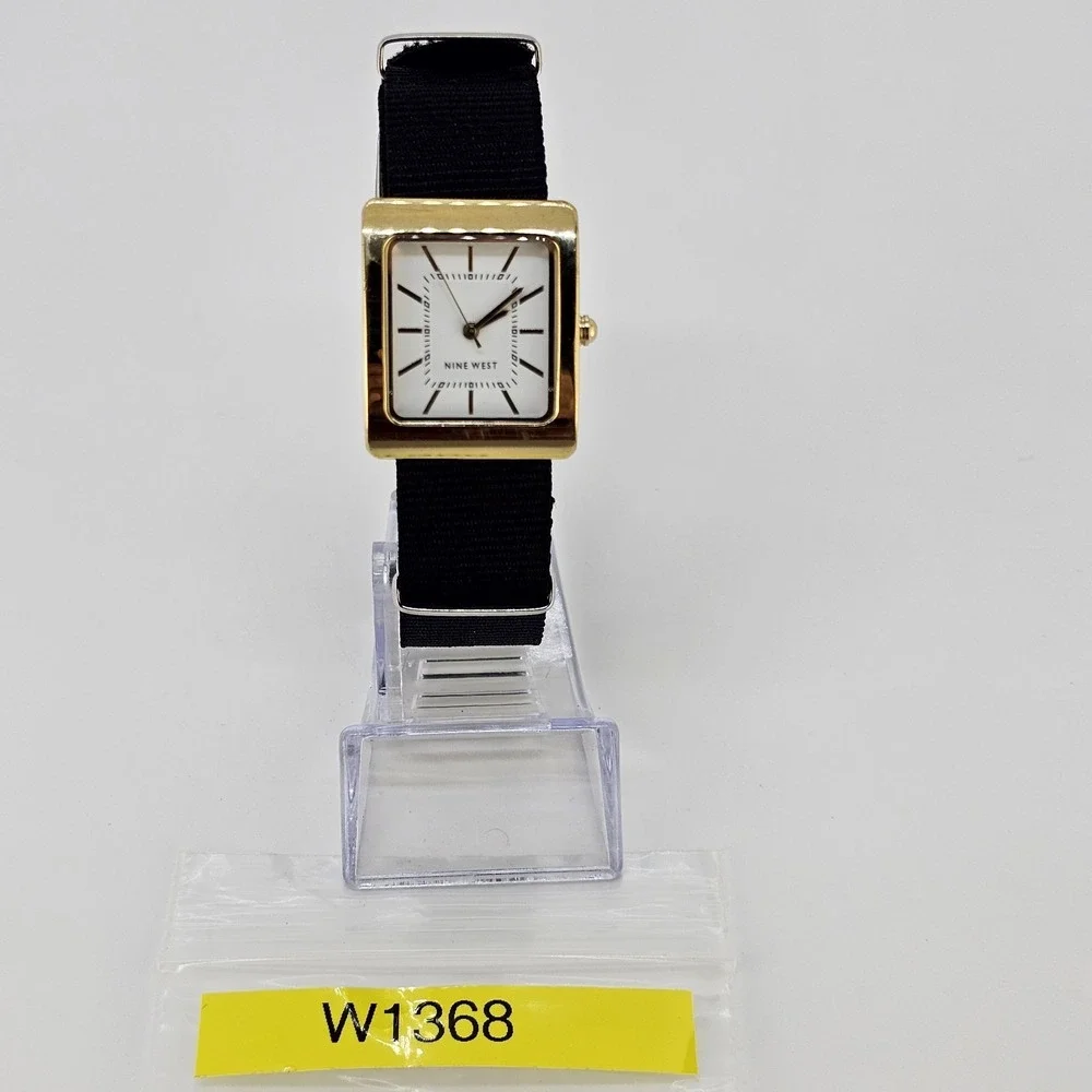 Nine West used working